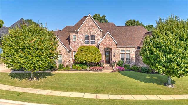 2613 S Horizon Boulevard, Rogers, AR 72758