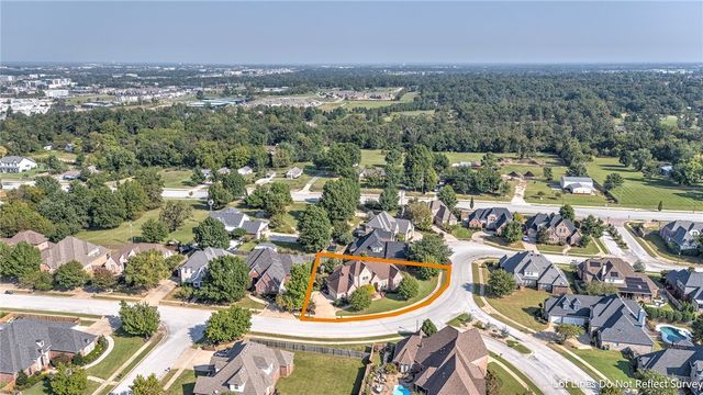 2613 S Horizon Boulevard, Rogers, AR 72758