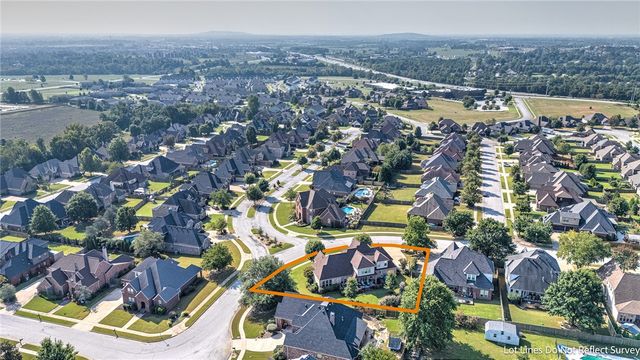 2613 S Horizon Boulevard, Rogers, AR 72758