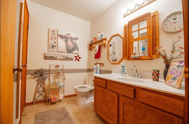 2035 Dustir DRIVE, Racine, WI 53402