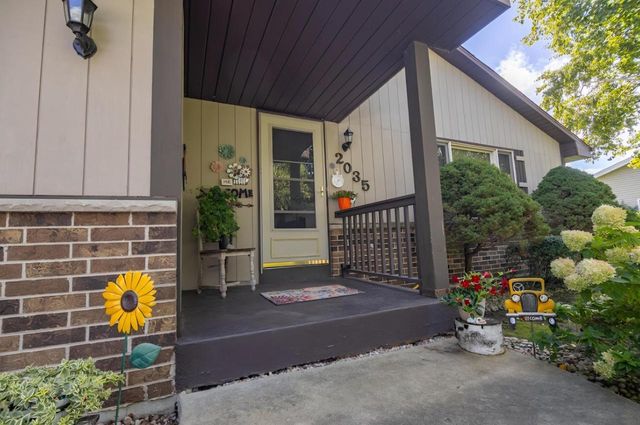 2035 Dustir DRIVE, Racine, WI 53402