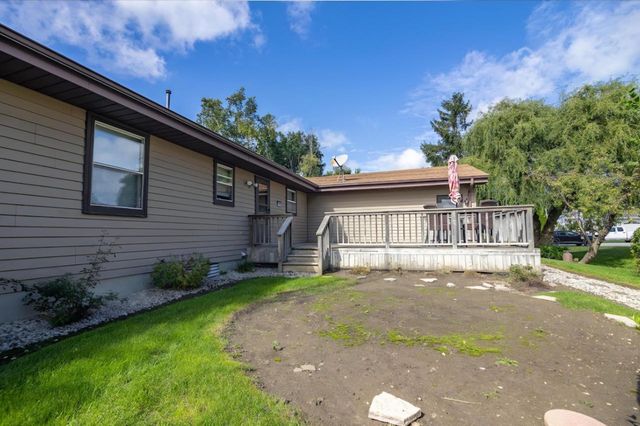 2035 Dustir DRIVE, Racine, WI 53402