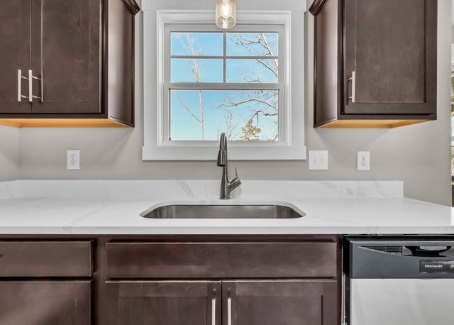 351 Cardinal Creek, Clarksville, TN 37040