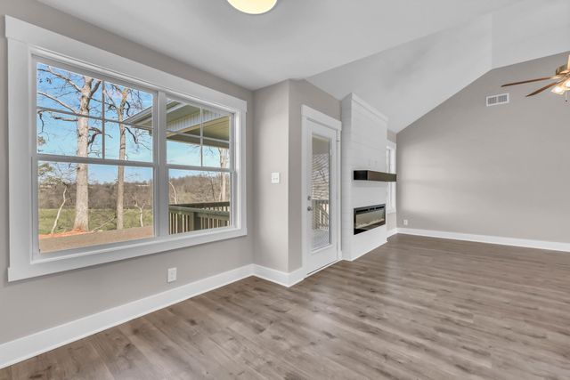 351 Cardinal Creek, Clarksville, TN 37040