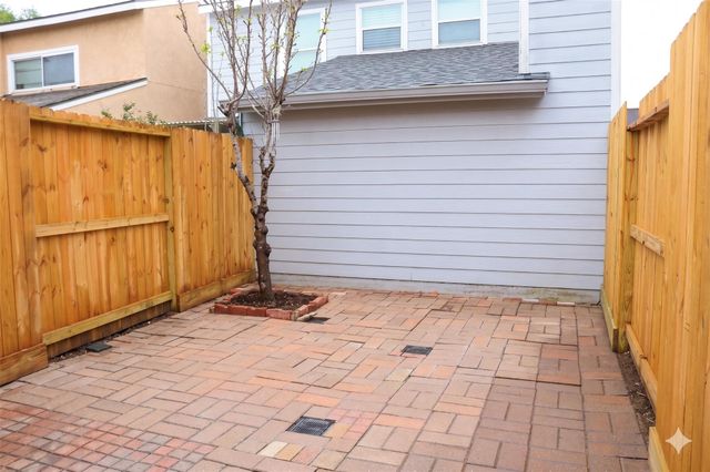 10323 Bridgeland Lane, Houston, TX 77041