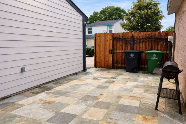 10323 Bridgeland Lane, Houston, TX 77041