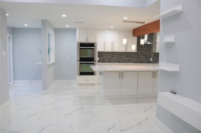 10323 Bridgeland Lane, Houston, TX 77041