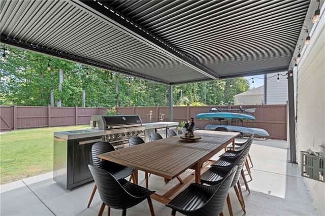 404 Barnwood Lane, Dawsonville, GA 30534