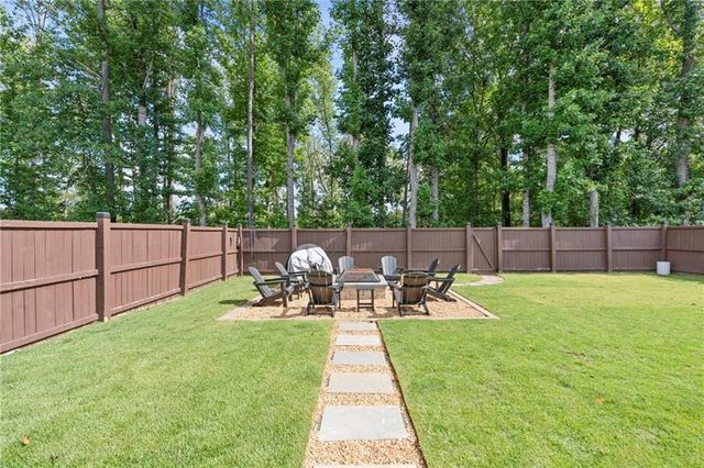 404 Barnwood Lane, Dawsonville, GA 30534