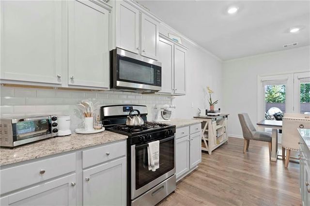 404 Barnwood Lane, Dawsonville, GA 30534