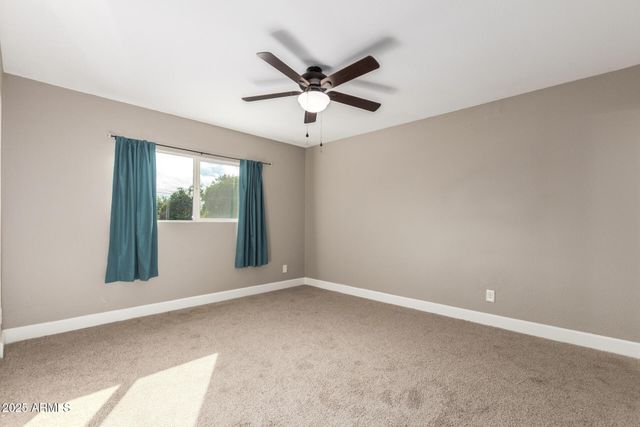 4410 W PORT AU PRINCE Lane, Glendale, AZ 85306