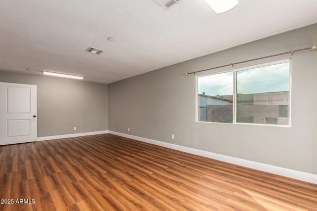 4410 W PORT AU PRINCE Lane, Glendale, AZ 85306