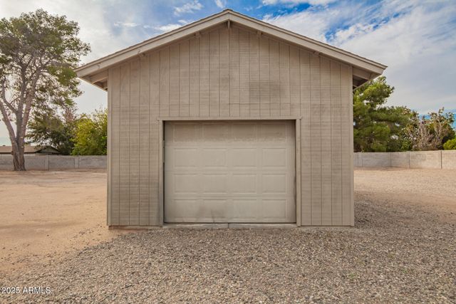 4410 W PORT AU PRINCE Lane, Glendale, AZ 85306