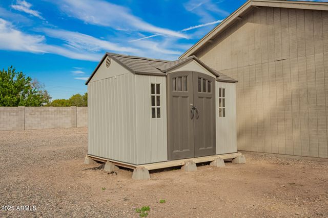 4410 W PORT AU PRINCE Lane, Glendale, AZ 85306