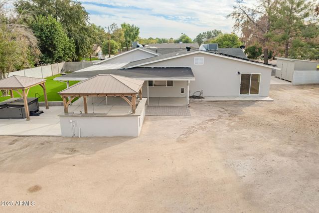 4410 W PORT AU PRINCE Lane, Glendale, AZ 85306