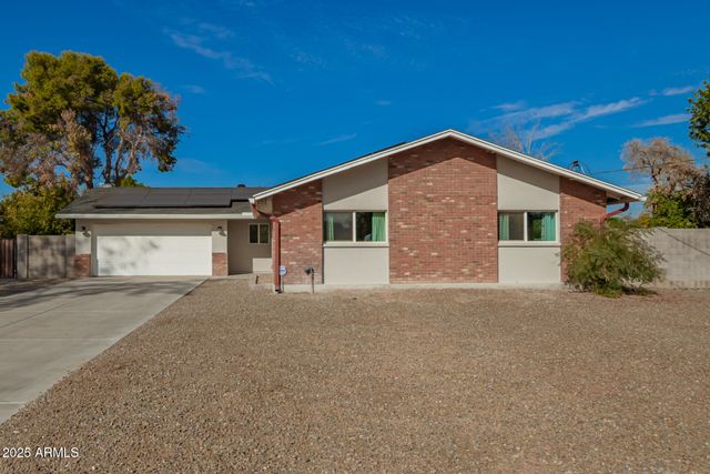 4410 W PORT AU PRINCE Lane, Glendale, AZ 85306