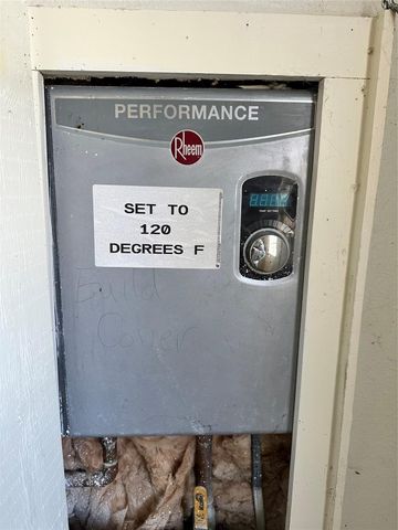 1315-1319 Austin Street, Bay City, TX 77414