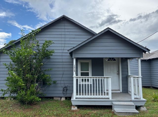 1315-1319 Austin Street, Bay City, TX 77414