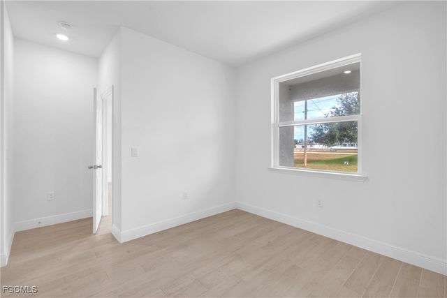 1727 NW 24th PL, Cape Coral, FL 33993