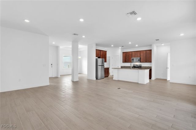 1727 NW 24th PL, Cape Coral, FL 33993