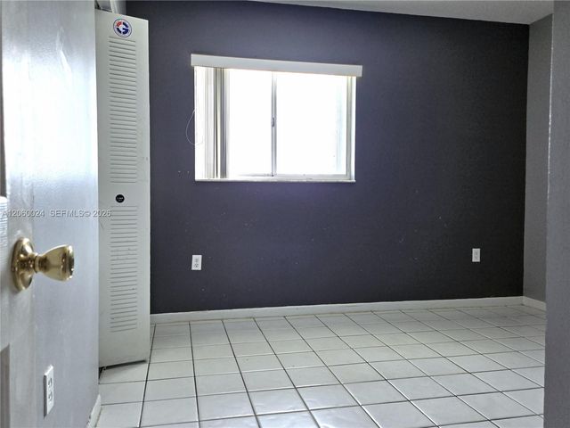900 SW 104th Ct B-206, Miami, FL 33174