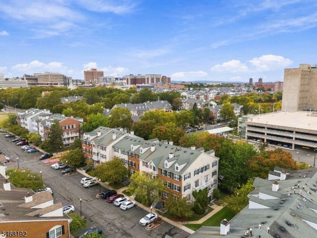 26 Rutgers Dr, Newark City, NJ 07103
