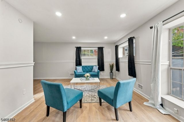 26 Rutgers Dr, Newark City, NJ 07103