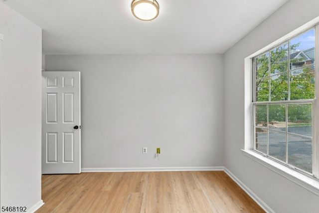 26 Rutgers Dr, Newark City, NJ 07103