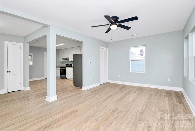 1521 Effingham Road, Charlotte, NC 28208