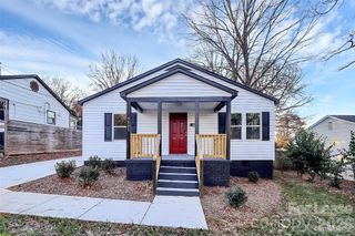 1521 Effingham Road, Charlotte, NC 28208