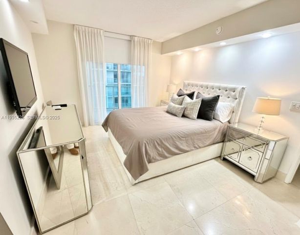 250 Sunny Isles Blvd 3-1703, Sunny Isles Beach, FL 33160