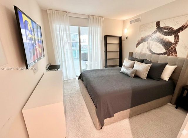 250 Sunny Isles Blvd 3-1703, Sunny Isles Beach, FL 33160