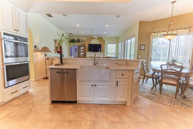 1211 PRISTINE PLACE, Lutz, FL 33549