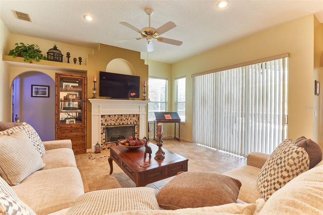 1211 PRISTINE PLACE, Lutz, FL 33549