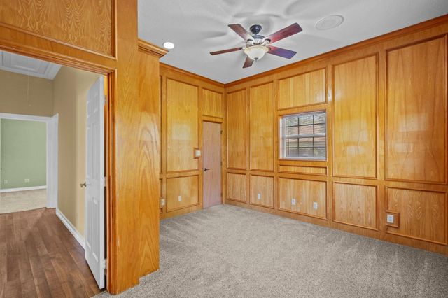 616 Westwood Circle, La Marque, TX 77568