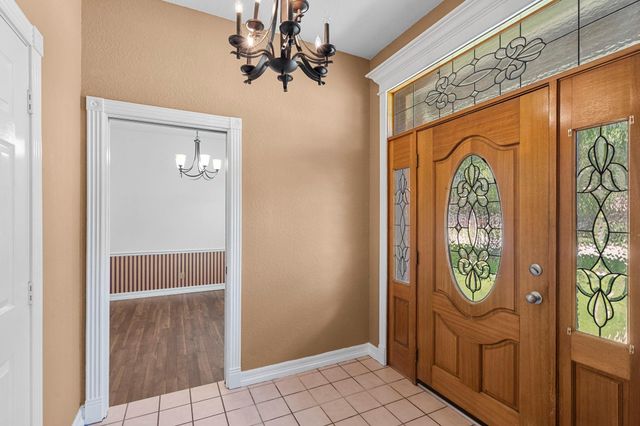 616 Westwood Circle, La Marque, TX 77568