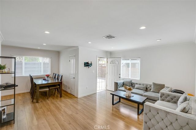 18544 Bryant Street, Northridge, CA 91324