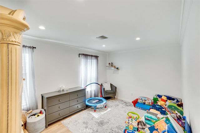 18544 Bryant Street, Northridge, CA 91324