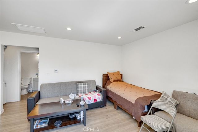 18544 Bryant Street, Northridge, CA 91324