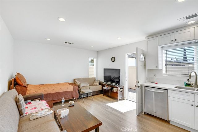 18544 Bryant Street, Northridge, CA 91324