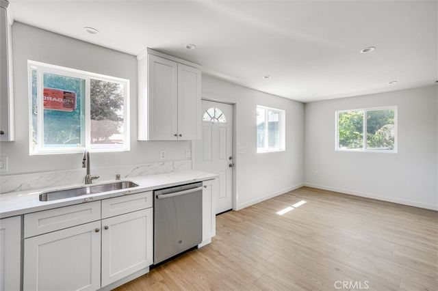 18544 Bryant Street, Northridge, CA 91324