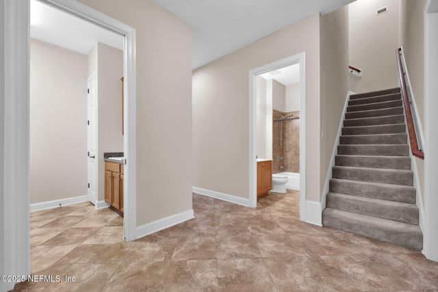 440 SIERRA VISTA Court, Jacksonville, FL 32259