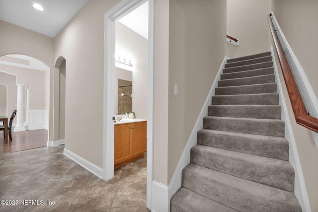 440 SIERRA VISTA Court, Jacksonville, FL 32259