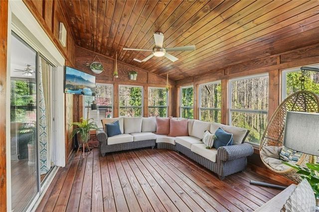 407 Hobo Lane, Woodstock, GA 30189