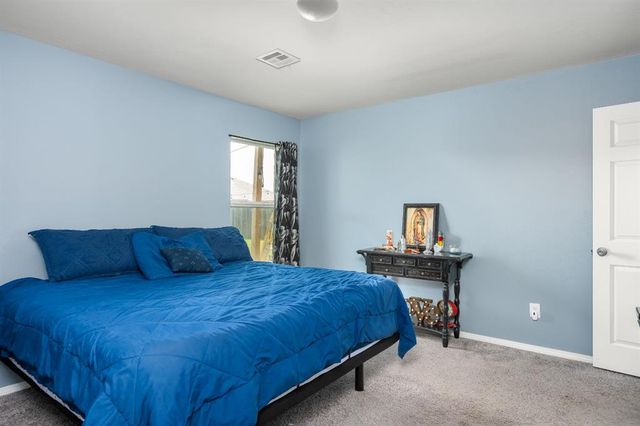 512 SE 5th Street, Newcastle, OK 73065