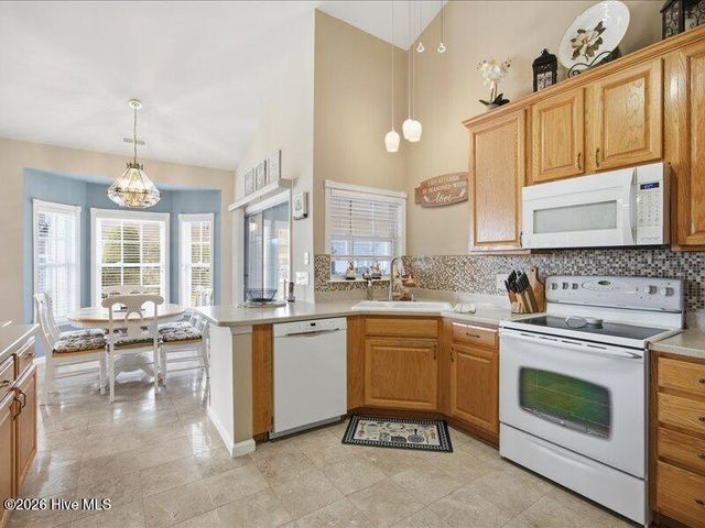 7628 Dunbar Drive SW, Sunset Beach, NC 28468