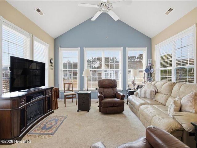 7628 Dunbar Drive SW, Sunset Beach, NC 28468