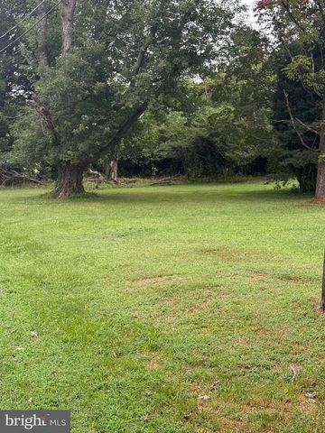 6001 OLD BRANCH AVE, Temple Hills, MD 20748
