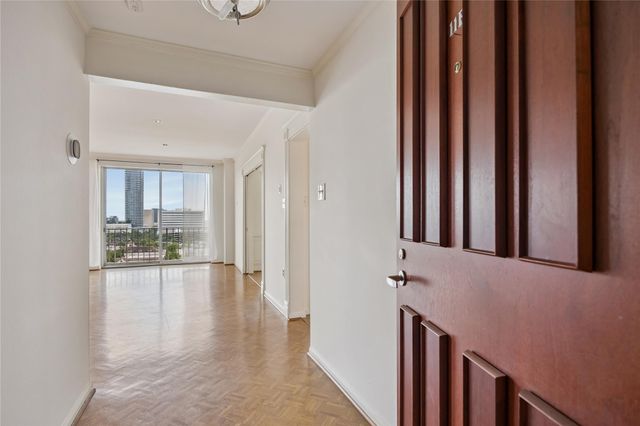 2200 Willowick Road 11B, Houston, TX 77027
