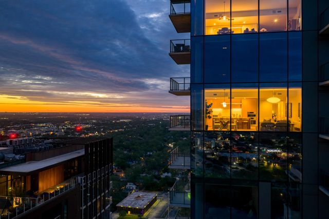 44 East Ave 3303, Austin, TX 78701